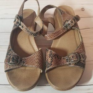 Dansko Snakeskin Sandals size 39